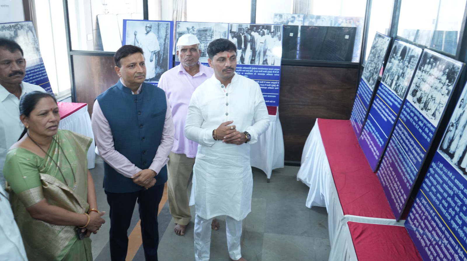 क्रांतिसूर्य महात्मा जोतीराव फुले व भारतरत्न डॉ. बाबासाहेब आंबेडकर यांच्या जयंतीनिमित्त पिंपरीत विशेष दुर्मिळ छायाचित्र प्रदर्शन