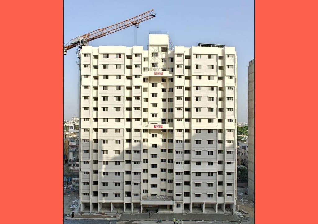 'पीएमआरडीए'चा आशियाई विक्रम.. अवघ्या ९५ दिवसांत उभी राहिली १४ मजली इमारत..!
