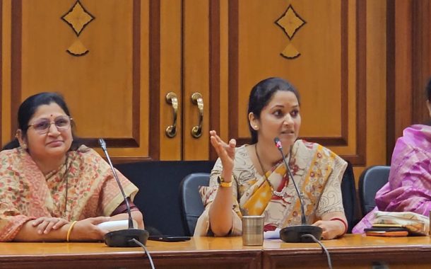 नगरसेवकांनी वाचला समस्यांचा पाढा; 'ड' प्रभागातील नागरी समस्यांवर उपाययोजनांसाठी आढावा बैठक संपन्न