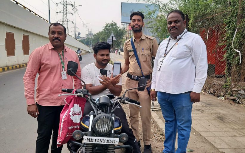 रस्त्यावर कचरा टाकणाऱ्यांवर महापालिकेची कडक कारवाई