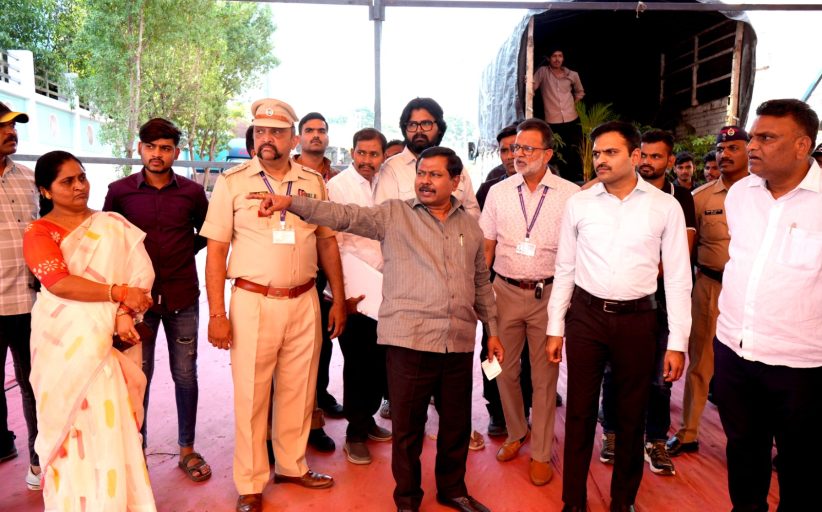 महाराष्ट्रालाच नव्हे तर संपूर्ण भारताला हेवा वाटेल असे स्मारक उभारू - अण्णा बनसोडे