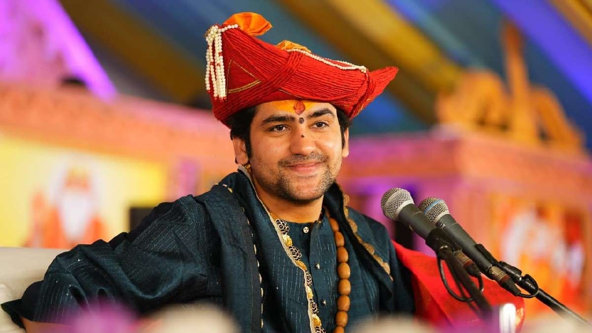 बागेश्वर बाबा माफी मागा अन्यथा काळं फासू; संभाजी ब्रिगेडचा इशारा