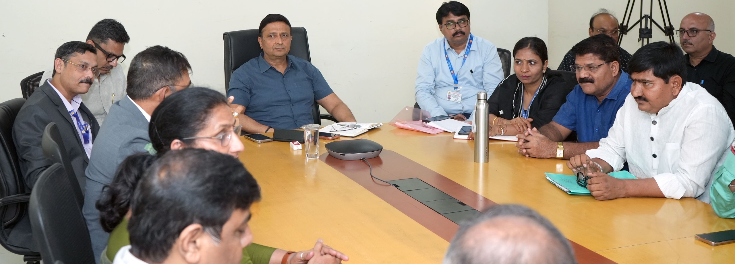 ‘एलपीजी विरहित शहर’ संकल्पनेसाठी नागरिक, गृहनिर्माण संस्था आणि एमएनजीएलने संयुक्तपणे पुढाकार घेण्याचे आयुक्तांचे आवाहन