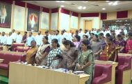 नसरापूर अत्याचार प्रकरणाचे महापालिका सभेत तीव्र पडसाद; चिमुकलीला श्रद्धांजली अर्पण करत सभा अर्धा तास तहकूब