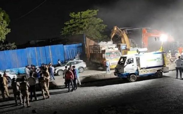 कुदळवाडीत पुन्हा बुलडोझर; अनधिकृत धार्मिक स्थळांवर महापालिकेचा 'सर्जिकल स्ट्राईक'