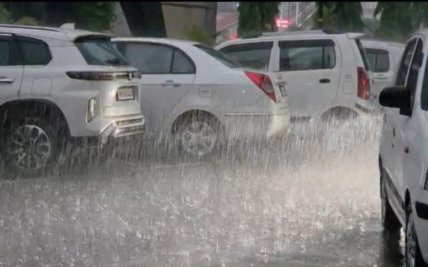 पिंपरी-चिंचवडमध्ये दुपारीच अंधार; धो-धो पावसाची दमदार हजेरी