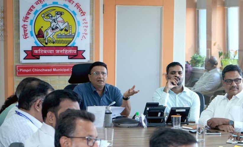 जनगणना प्रक्रियेत दिरंगाई करणाऱ्या कर्मचाऱ्यांवर कडक कारवाई करा - आयुक्त डॉ. विजय सूर्यवंशी