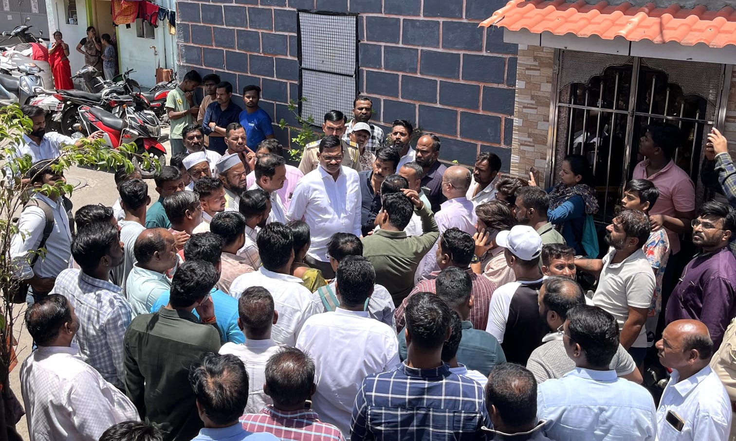 फुगेवाडी विषारी दारू प्रकरणात दोषींवर सदोष मनुष्यवधाचा गुन्हा दाखल करा - आमदार शंकर जगताप