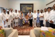 पुण्यात राष्ट्रवादी काँग्रेसमध्ये संजय काकडे व विक्रम काकडे यांचा पक्षप्रवेश