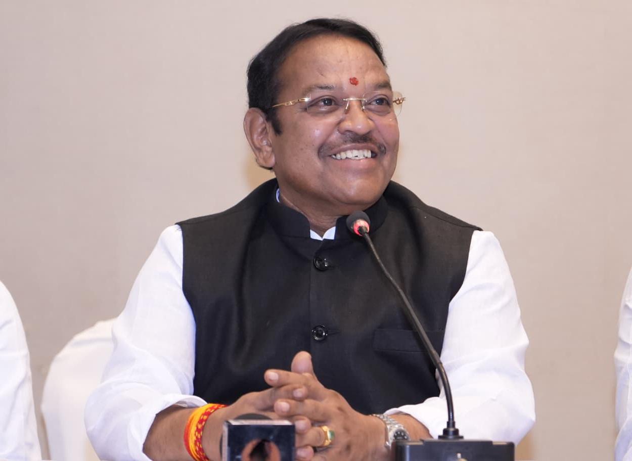 बारा वर्षात लोकसभेतील चर्चेत सर्वाधिक सहभाग; ३६ खासगी विधेयके सादर, ९६ टक्के उपस्थिती