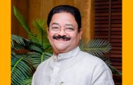 नंदुशेठ लांडे यांना आदर्श चेअरमन पुरस्कार तर अण्णासाहेब मगर सहकारी बँकेचा 'भारत रत्न सहकारिता' पुरस्काराने गौरव