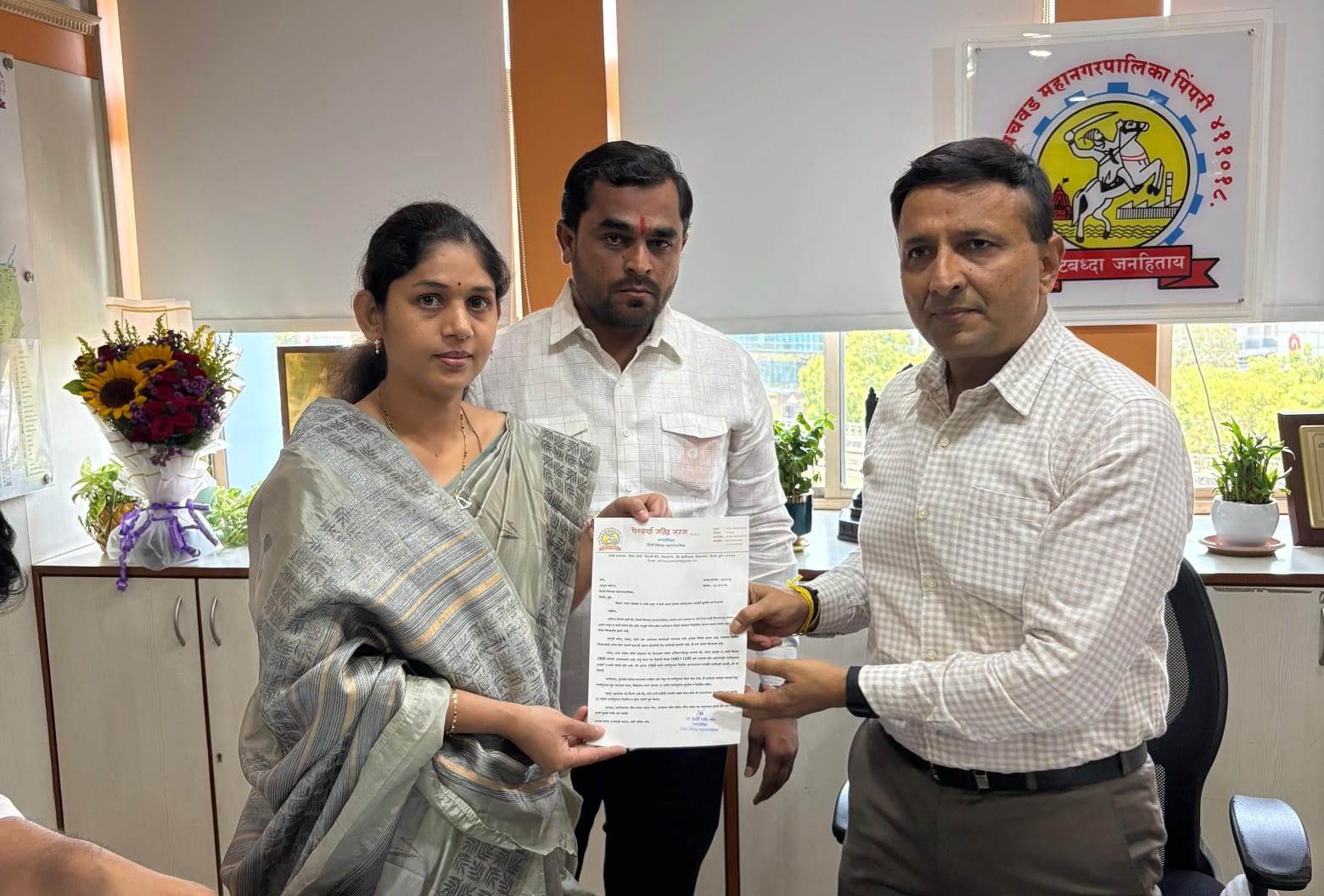 मोठ्या प्रमाणात कचरा निर्मिती करणाऱ्या आस्थापनांवर कारवाईबाबत पुनर्विचार करावा; नगरसेविका ऐश्वर्या तरस यांची महापालिका आयुक्तांकडे मागणी