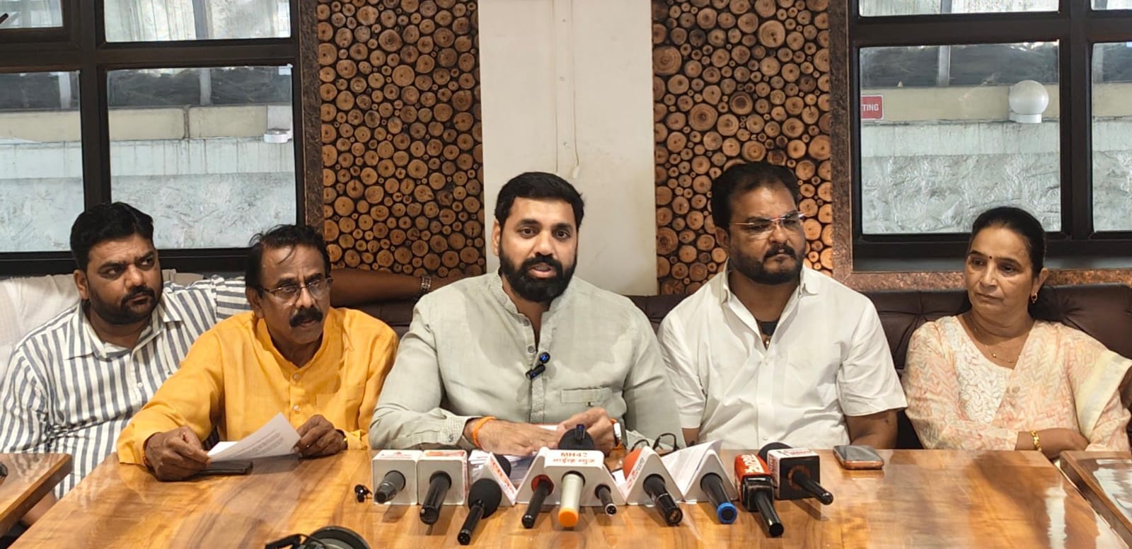 शिक्षण मंडळाचा भ्रष्टाचार थांबवा अन्यथा आंदोलन - चेतन पवार