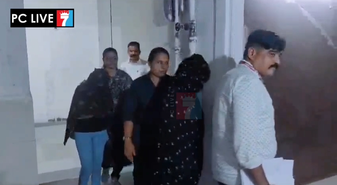 चिंचवडमधील विवांत फॅमिली थाई स्पा सेंटरवर छापा; वेश्याव्यवसायाचा पर्दाफाश