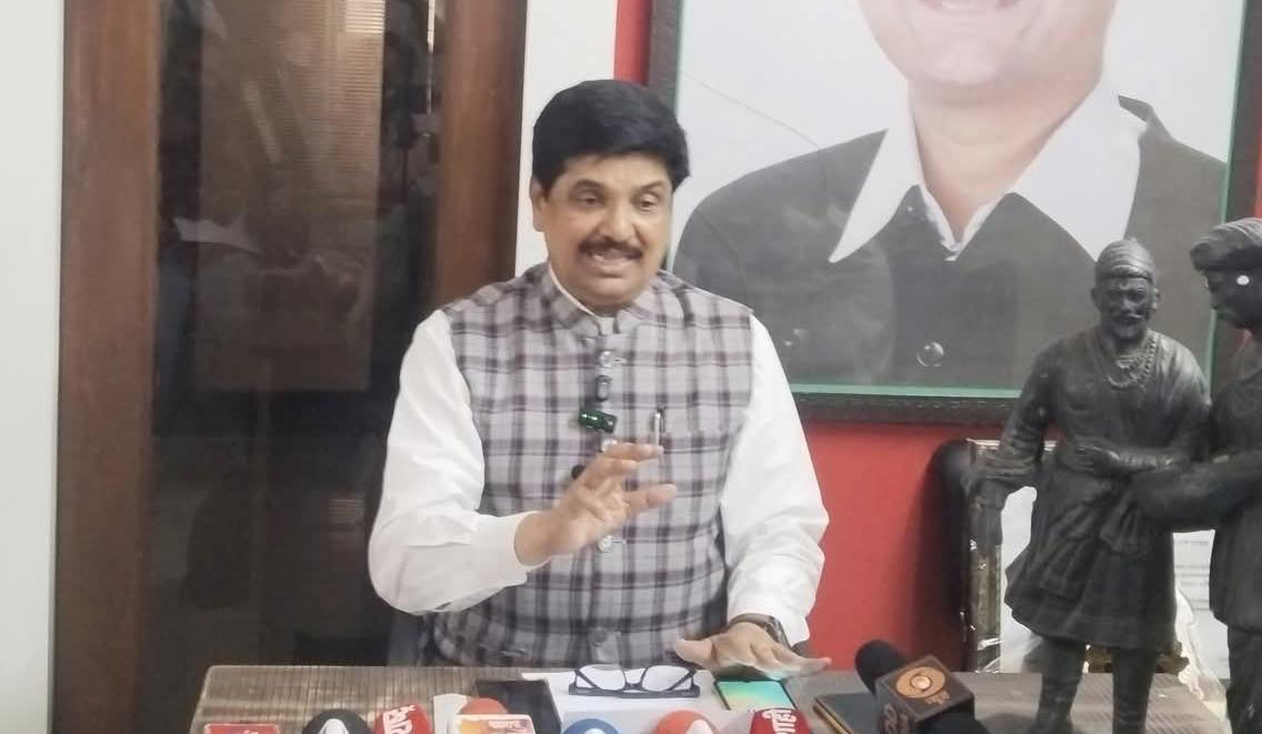 कामगारनेते यशवंतभाऊ भोसले यांच्याकडून डोनाल्ड ट्रम्प यांनी जाहीर केलेल्या 