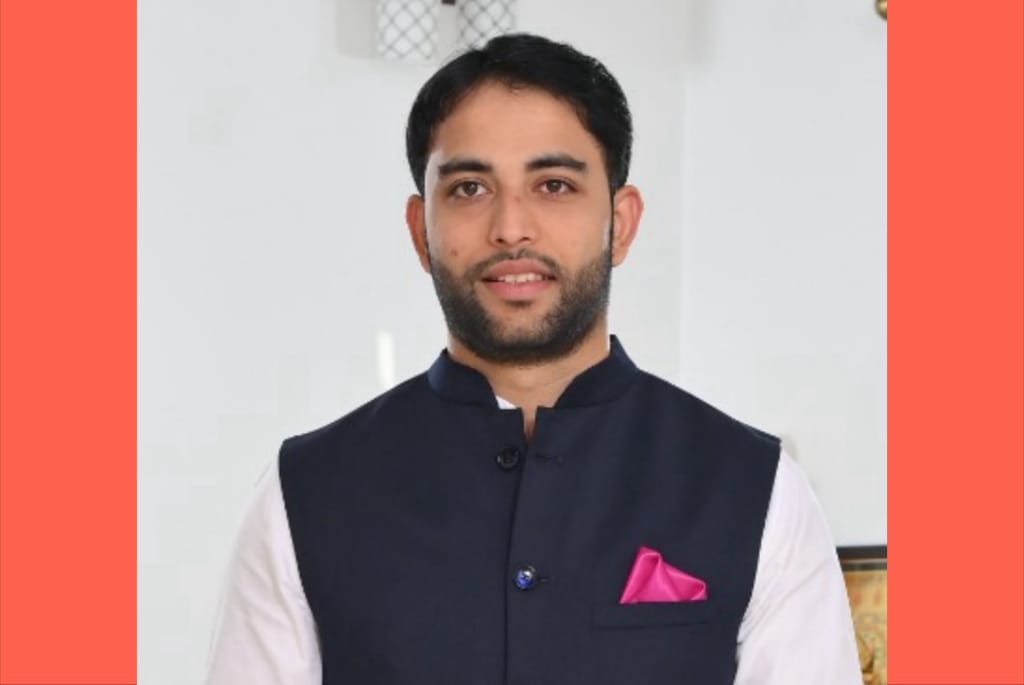महापालिका शाळांमधील पाण्याच्या टाक्यांची तातडीने स्वच्छता करा; नगरसेवक विश्वजीत बारणे यांची आयुक्तांकडे मागणी