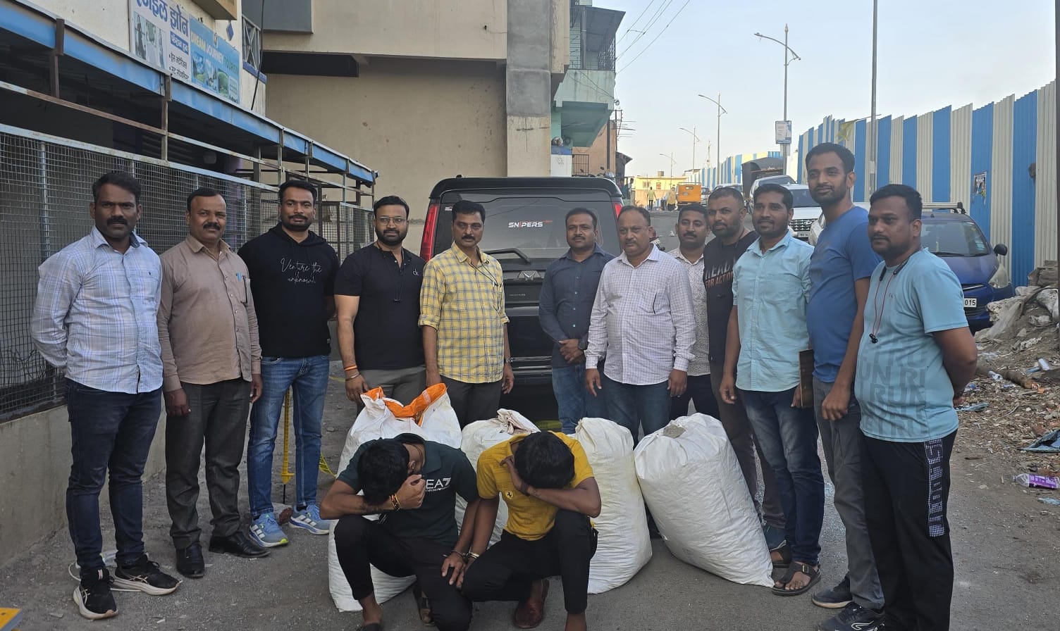 चाकणमध्ये ५७ लाखांच्या गांजासह दोघे जेरबंद; पिंपरी-चिंचवड अंमली पदार्थ विरोधी पथकाची मोठी कारवाई