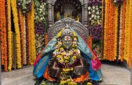 निर्जला एकादशीनिमित्त श्री संत ज्ञानेश्वर महाराज मंदिरात आकर्षक पुष्पसजावट