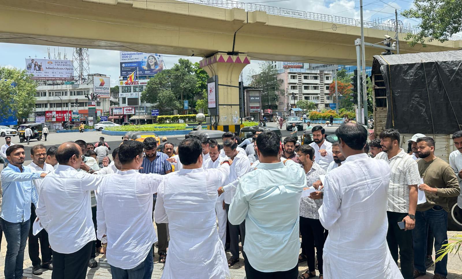 आणीबाणीच्या ५१ व्या वर्षानिमित्त पिंपरीत भाजपचा 'महासंकल्प'; काँग्रेसच्या काळ्या इतिहासाचा निषेध