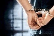 आरओ वॉटर फिल्टर फोडून १० हजारांची नाणी चोरणाऱ्या आरोपीला अटक