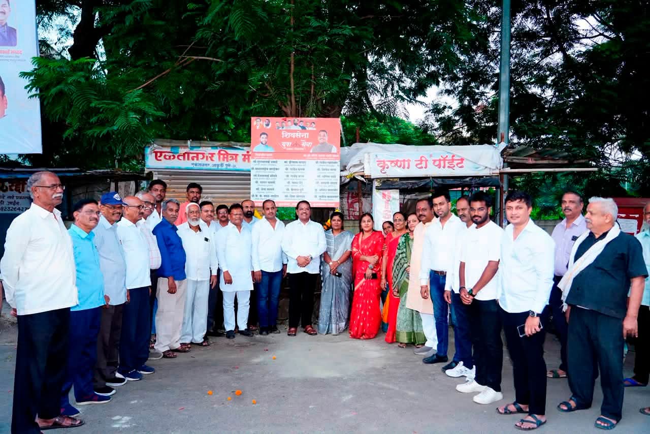 आकुर्डीत शिवसेना शाखेचे खासदार श्रीरंग बारणे यांच्या हस्ते उद्घाटन