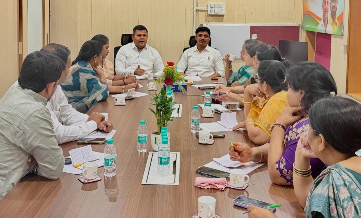 शहराच्या विकासाचा 'ॲक्शन प्लॅन': स्थायी सभापती अभिषेक बारणे यांच्याकडून प्रभाग अध्यक्षांना नियोजनाचा 'कानमंत्र'