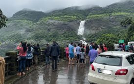 पर्यटकांना दिलासा.. लोणावळा परिसरातील निर्बंध जिल्हाधिकाऱ्यांनी हटवले