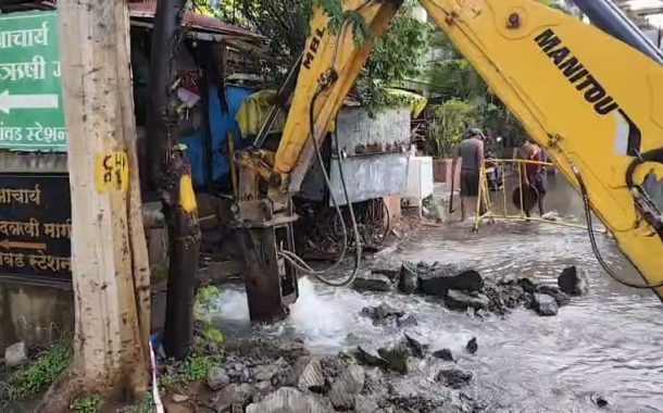 चिंचवड स्टेशन चौकात मेट्रो कामादरम्यान पाण्याची पाईपलाईन फुटली; लाखो लिटर पाण्याची नासाडी