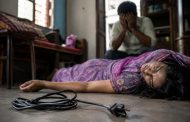 चारित्र्याच्या संशयातून मिक्सरच्या वायरने गळा आवळून पत्नीचा खून; घटनेनंतर पती पोलीस ठाण्यात झाला हजर