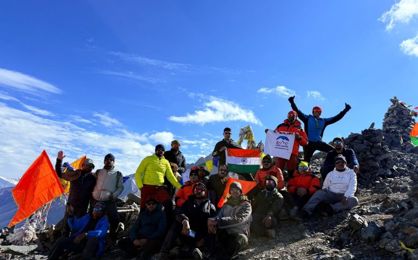 पिंपरी चिंचवड माऊंटेनिअरिंग क्लबची आणखी एक यशस्वी मोहीम; १९ सदस्यांनी सर केला ‘पिन भाबा पास’ ट्रेक