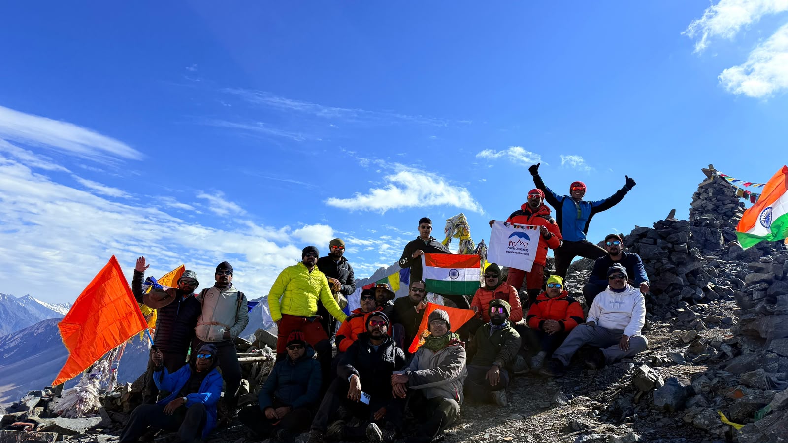 पिंपरी चिंचवड माऊंटेनिअरिंग क्लबची आणखी एक यशस्वी मोहीम; १९ सदस्यांनी सर केला ‘पिन भाबा पास’ ट्रेक