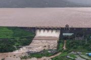 घाटमाथ्यावर संततधार पाऊस; पवना धरणातून १०,००० क्युसेकने विसर्ग, नागरिकांना सतर्कतेचा इशारा