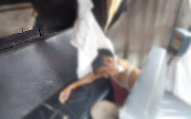 आकुर्डीत रिक्षामध्ये गळफास घेऊन एकाची आत्महत्या