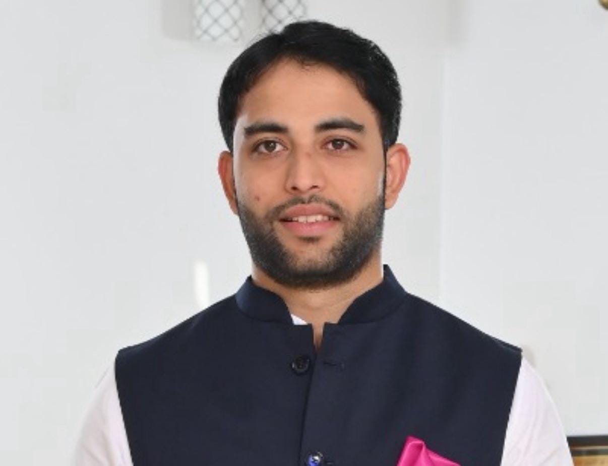 बिर्ला हॉस्पिटलजवळील पुलाचे तुटलेले कठडे तातडीने दुरुस्त करा; शिवसेना गटनेते विश्वजीत बारणे यांची मागणी
