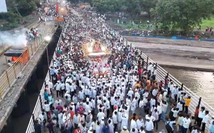 एक महिन्याचा वारी प्रवास पूर्ण.. माऊलींची पालखी आळंदीत दाखल; ‘ज्ञानोबा-तुकाराम’च्या जयघोषात परतीचा सोहळा आळंदीत विसवला