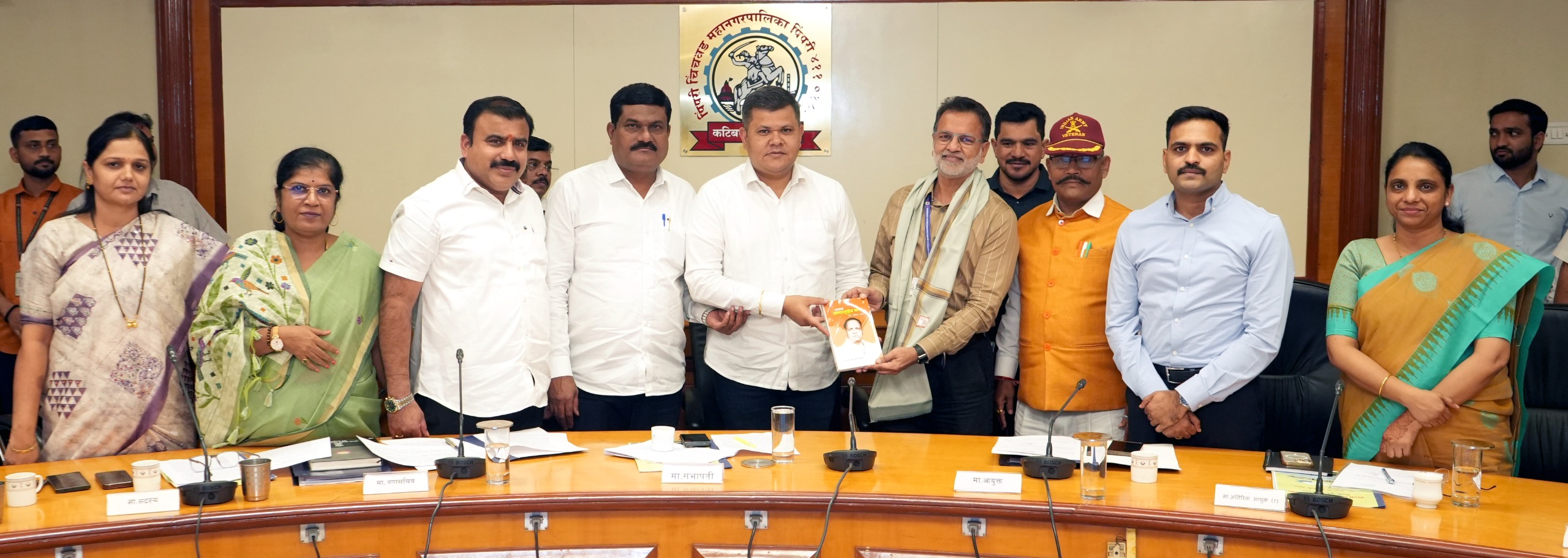 पिंपरी चिंचवड महापालिकेच्या शहर अभियंता पदी मनोज सेठीया यांच्या नियुक्तीबद्दल स्थायी समिती सभेत सत्कार