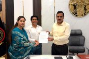 वाकड, हिंजवडी, ताथवडे व पुनावळेतील वाहतूक कोंडी सोडविण्यासाठी अतिरिक्त पोलीस कर्मचारी नियुक्त करा; नगरसेविका श्रुती वाकडकर यांचे पोलीस आयुक्तांना निवेदन