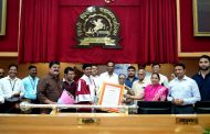 बहुआयामी कर्तृत्वाचा गौरव; कल्पना क्षीरसागर यांचा महापालिकेत सन्मान