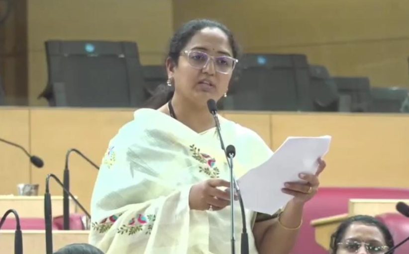 खासगी शाळांच्या मनमानी शुल्कवाढीला लगाम; नगरसेविका रिटा सानप यांची कडक एसओपीची मागणी