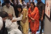 यशवंतराव चव्हाणांच्या स्मृतींना उजाळा; शरद पवारांकडून पिंपरी चिंचवड शहरातील स्मृती भवनाची पाहणी