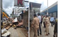 भोसरी पीएमटी चौक येथे १८ अवैध टपऱ्यांवर कारवाई; दारू पिण्यासाठी जागा उपलब्ध करून देणाऱ्यांवर पोलिसांचा बडगा