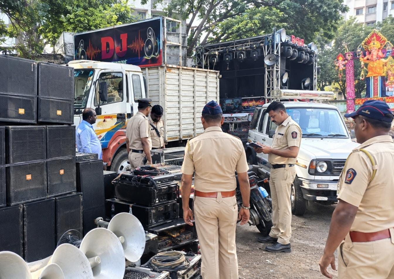 पिंपरी चिंचवडमध्ये ध्वनी प्रदूषण करणाऱ्या ९१ मंडळांवर गुन्हे दाखल; डीजे स्पीकर, वाहने जप्त