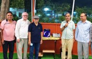 स्व. लता मंगेशकर यांच्या जयंतीनिमित्त ज्येष्ठ नागरिक कलावंतांकडून आदरांजली