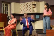 ‘हीच तर फॅमिलीची गंमत आहे’च्या हास्यविनोदासह ‘भूमिका’ने गाजविला अभिजात मराठीचा रंगमंच