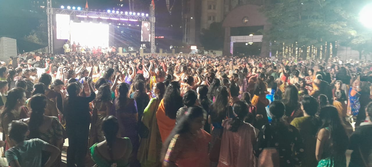 उन्नती सोशल फाउंडेशनचा दांडिया महोत्सव जल्लोषात संपन्न..!