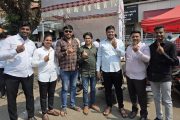 भाजपा युवा मोर्चाचे शहराध्यक्ष दिनेश यादव यांनी बजावला पदवीधर मतदानाचा हक्क